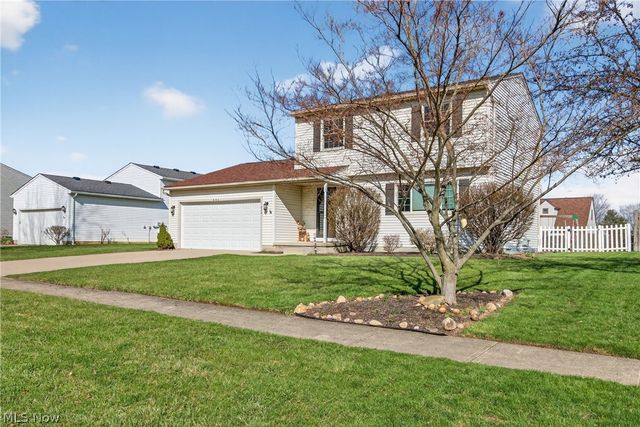 436 Bayberry Drive, Elyria, OH 44035