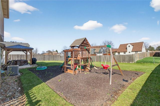 436 Bayberry Drive, Elyria, OH 44035