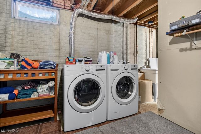 436 Bayberry Drive, Elyria, OH 44035