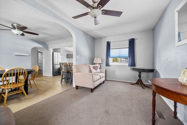 424 W Sixteenth Street, Traverse City, MI 49684