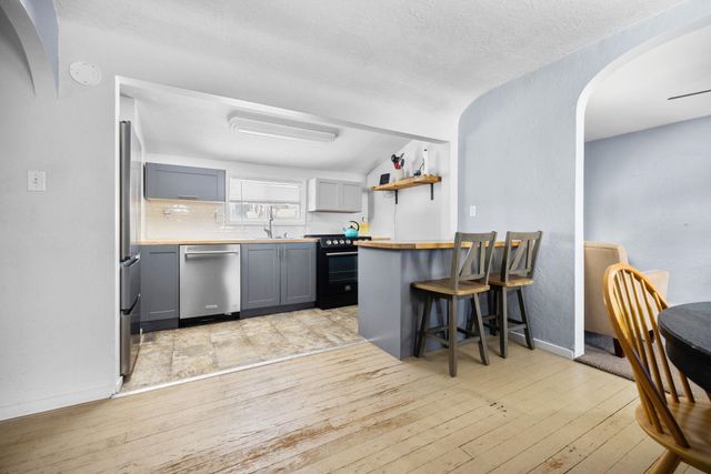 424 W Sixteenth Street, Traverse City, MI 49684