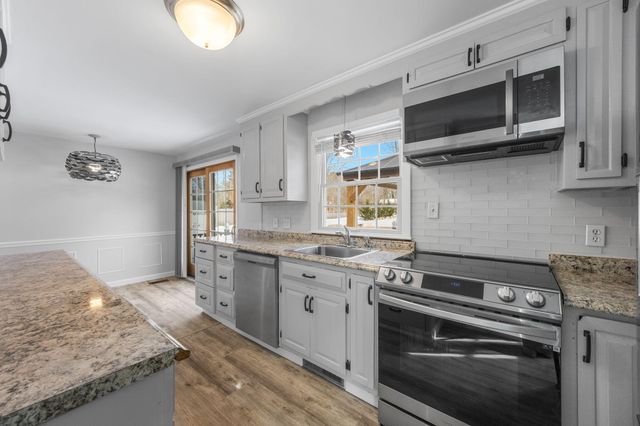 17 Kings Way, Orleans, MA 02653