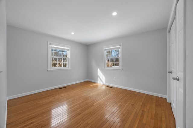 17 Kings Way, Orleans, MA 02653