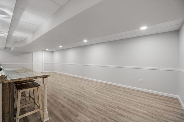 17 Kings Way, Orleans, MA 02653