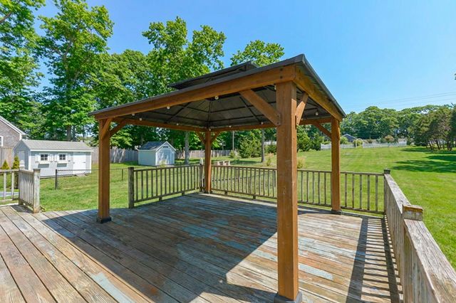 17 Kings Way, Orleans, MA 02653