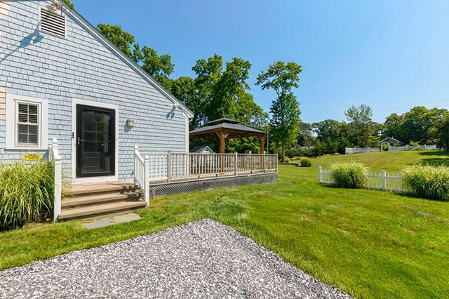 17 Kings Way, Orleans, MA 02653