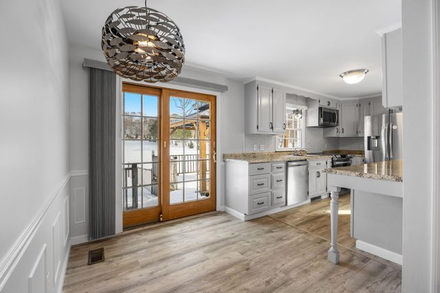 17 Kings Way, Orleans, MA 02653