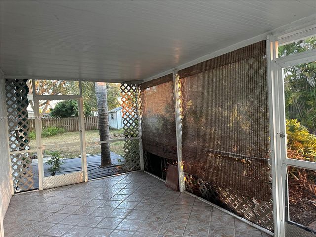 16452 SW 293rd St, Homestead, FL 33033