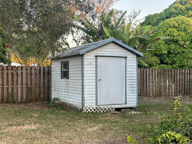 16452 SW 293rd St, Homestead, FL 33033