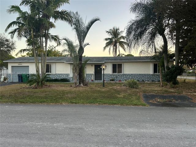 16452 SW 293rd St, Homestead, FL 33033