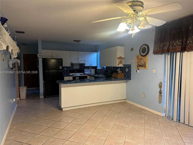 16452 SW 293rd St, Homestead, FL 33033