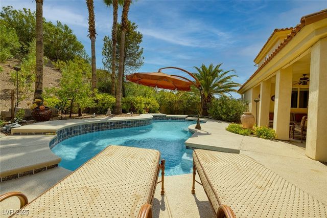 21 Grand Corniche Drive, Henderson, NV 89011