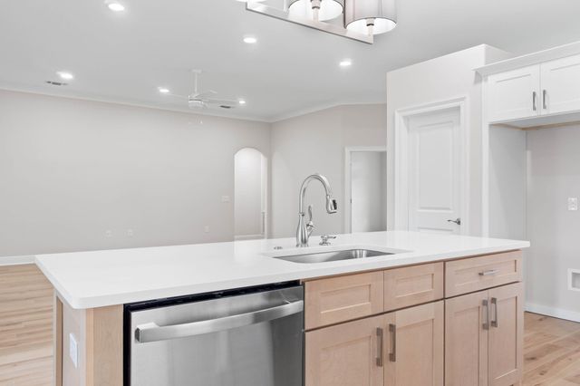 6752 Redfield Street, Navarre, FL 32566