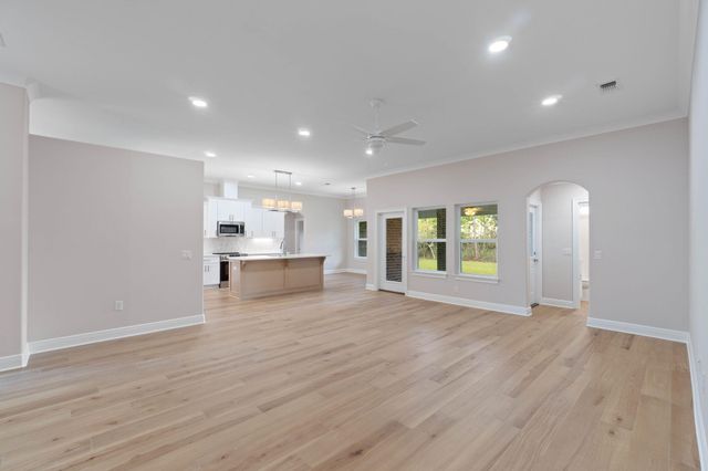 6752 Redfield Street, Navarre, FL 32566