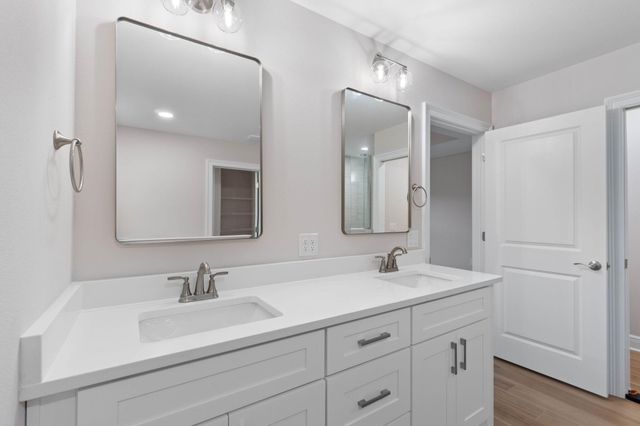 6752 Redfield Street, Navarre, FL 32566