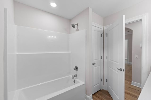 6752 Redfield Street, Navarre, FL 32566