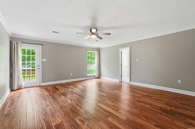8 Scenic Point, Greenbrier, AR 72058