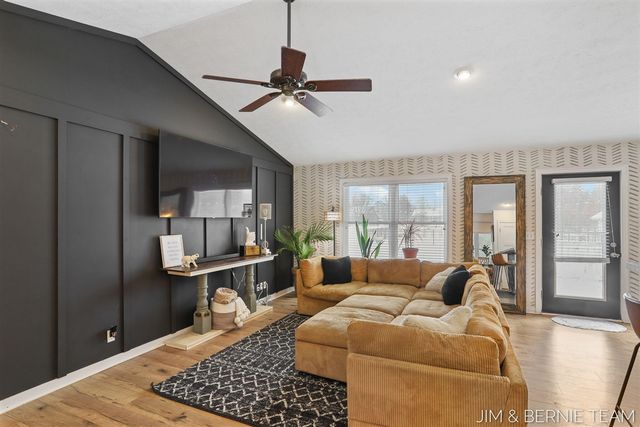 6005 River Ridge Drive, Hamilton, MI 49419