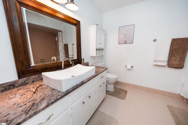 302 Peach Valley Drive, Spartanburg, SC 29303