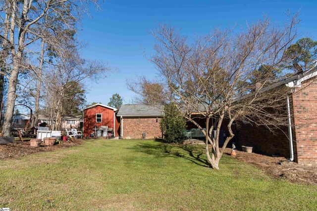 302 Peach Valley Drive, Spartanburg, SC 29303