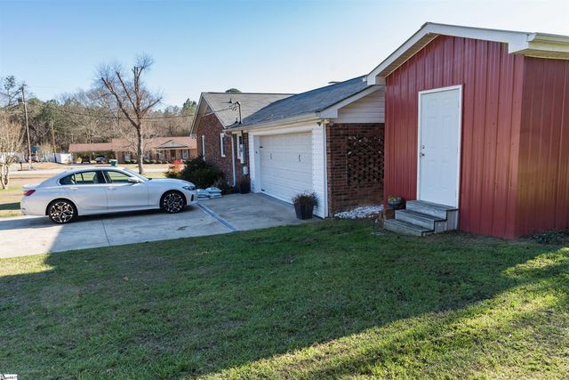 302 Peach Valley Drive, Spartanburg, SC 29303