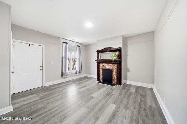 611 E Hill St, Louisville, KY 40217