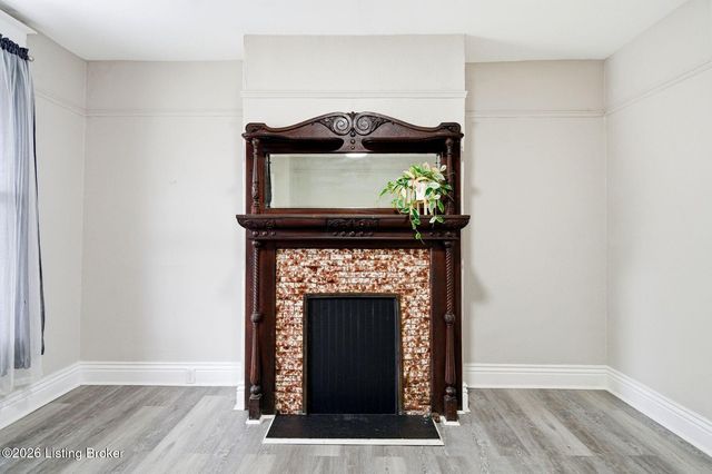 611 E Hill St, Louisville, KY 40217