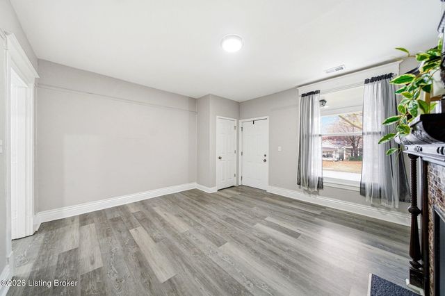 611 E Hill St, Louisville, KY 40217