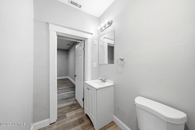 611 E Hill St, Louisville, KY 40217