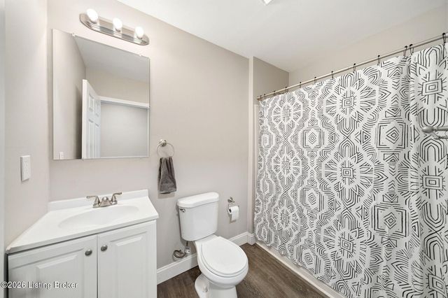 611 E Hill St, Louisville, KY 40217