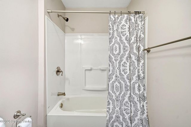 611 E Hill St, Louisville, KY 40217