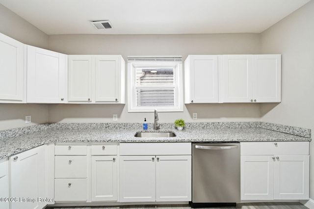 611 E Hill St, Louisville, KY 40217