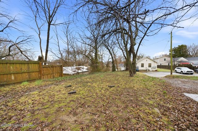 611 E Hill St, Louisville, KY 40217