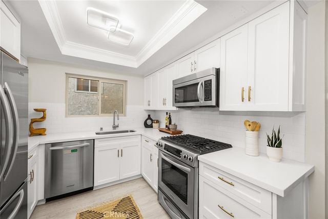 105 S MAYFLOWER AVE E, Monrovia, CA 91016