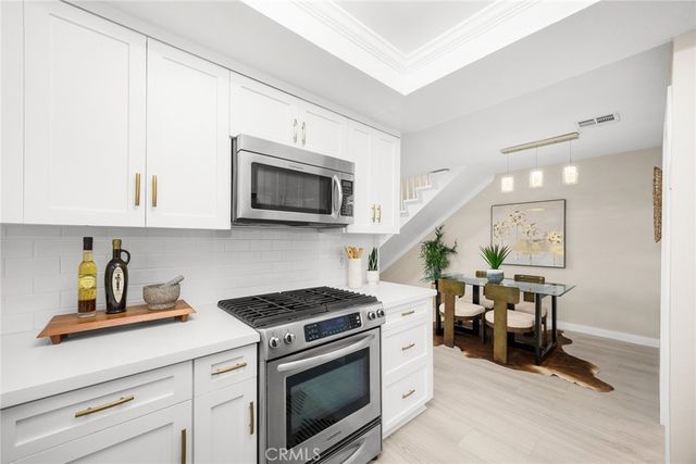 105 S MAYFLOWER AVE E, Monrovia, CA 91016