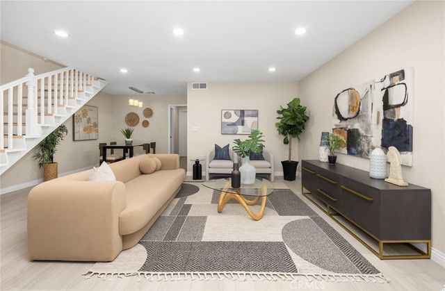 105 S MAYFLOWER AVE E, Monrovia, CA 91016