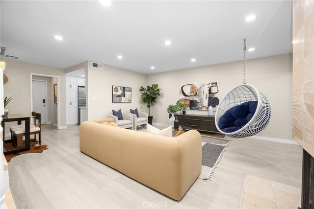 105 S MAYFLOWER AVE E, Monrovia, CA 91016