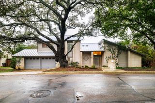 318 Country Wood Dr, San Antonio, TX 78216