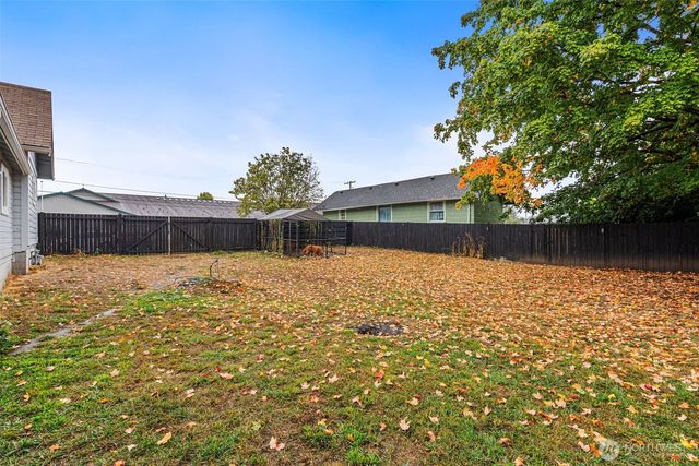 1234 W Main Street, Centralia, WA 98531