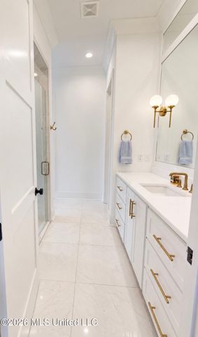 215 Westlake Circle, Madison, MS 39110