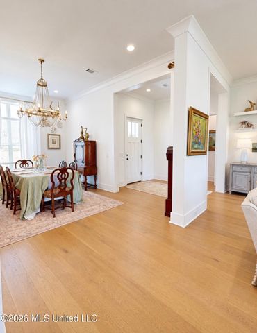 215 Westlake Circle, Madison, MS 39110