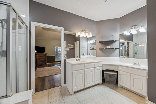 16522 Wax Mallow Drive, Houston, TX 77095