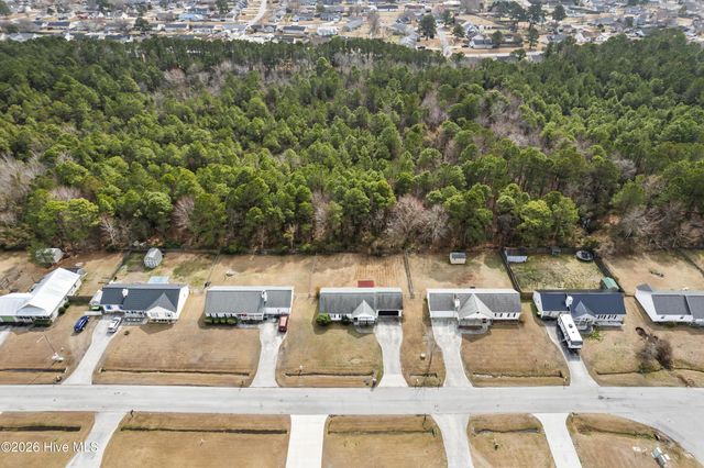 142 Parnell Road, Hubert, NC 28539