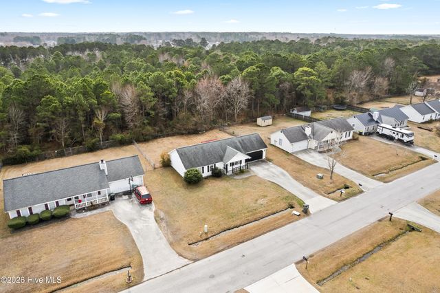 142 Parnell Road, Hubert, NC 28539