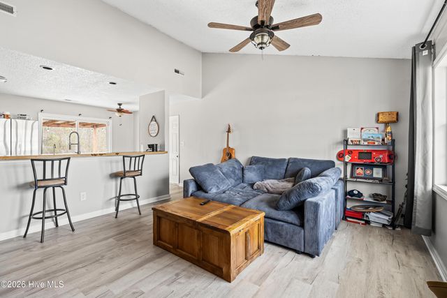 142 Parnell Road, Hubert, NC 28539