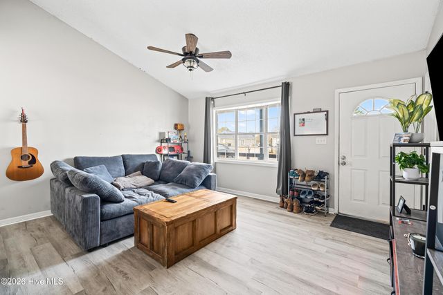 142 Parnell Road, Hubert, NC 28539