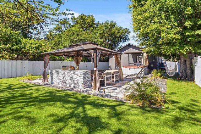 2925 24TH STREET N, St Petersburg, FL 33713