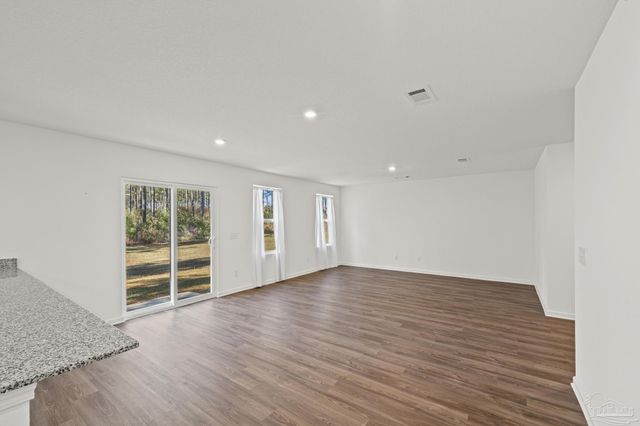 9327 Three Hollow Rd, Jay, FL 32565