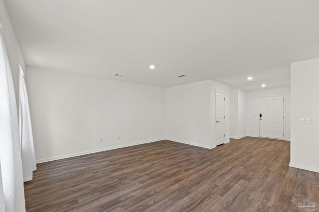 9327 Three Hollow Rd, Jay, FL 32565