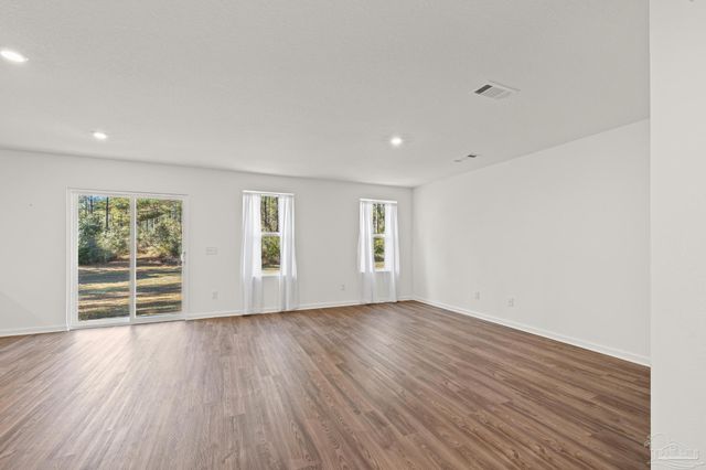 9327 Three Hollow Rd, Jay, FL 32565